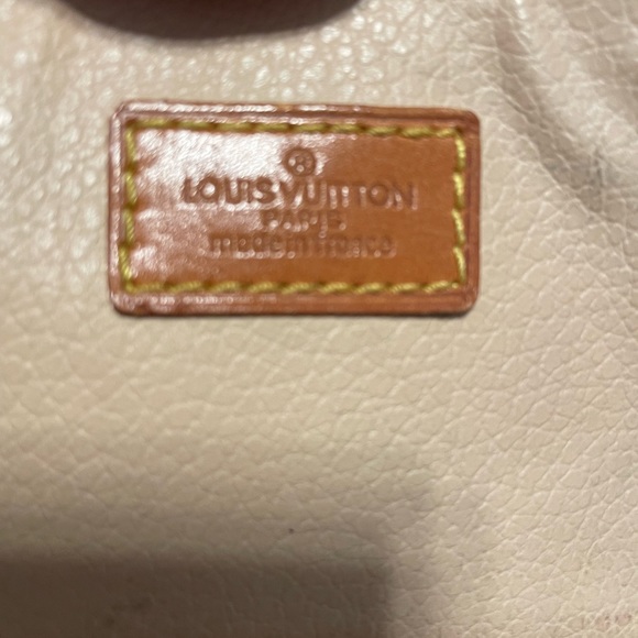 LOUIS VUITTON Vintage Monogram Canvas Sac Plat Tote - Picture 8 of 8